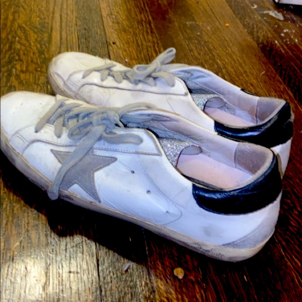 Golden goose sneakers lightly worn!